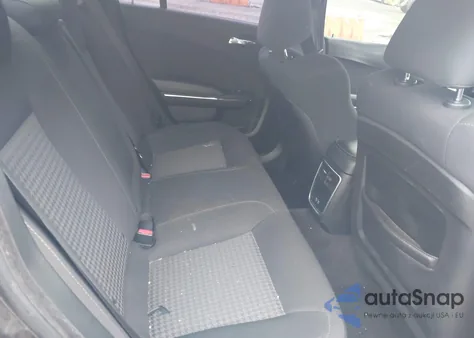 2019 Dodge Charger R/T Rwd z USA, uszkodzony, nr VIN 2C3CDXCT3KH513102